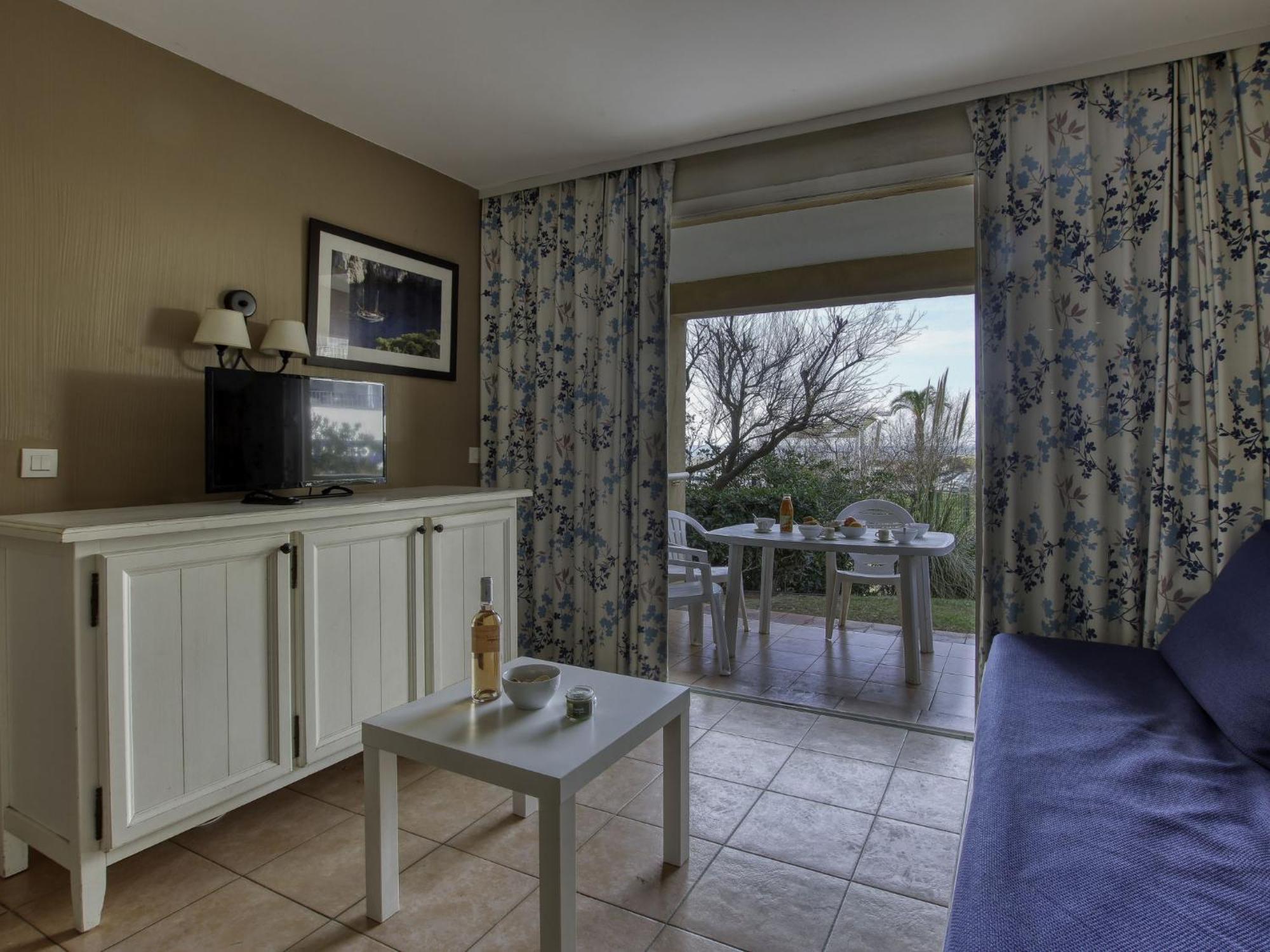 Apartment Les Rivages De Coudouliere-9 By Interhome Six-Fours-les-Plages Exteriör bild